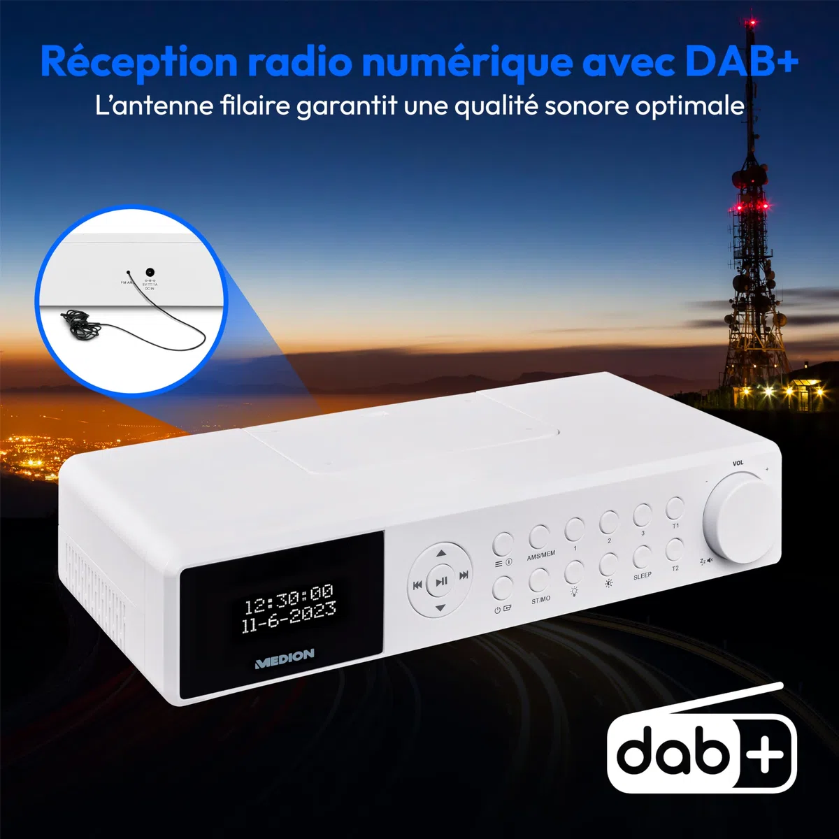 MEDION E6660 Radio de Cuisine (Dab+ Radio de Cuisine, PLL Radio FM, Bluetooth, LED Barre de lumière, sous Le comptoir, Cuisson minuterie, Affichage de l'heure) Blanc ;