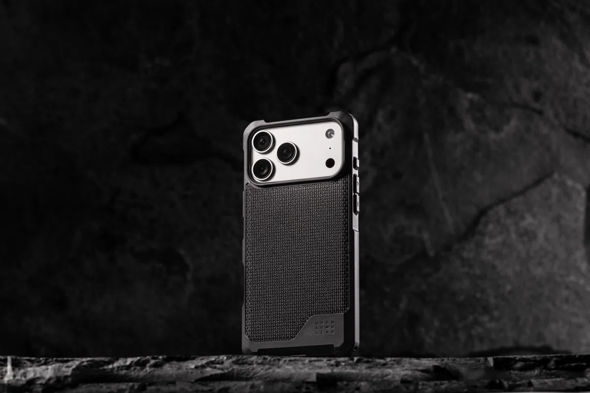 Urban Armor Gear Metropolis LT MS Case Compatible Apple iPhone Air Coque (Protection Conforme aux Normes Militaires, Chargement sans Fil (Qi) / magnétique) Kevlar Noir